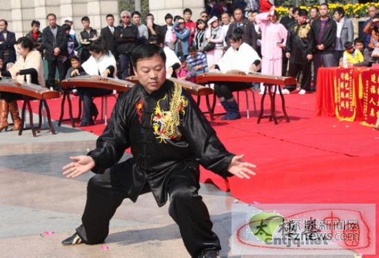 元旦佳节 太极拳高手齐聚深圳展武术魅力