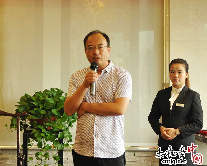 温县旅游局景区管理局局长杨照辉先生代表讲话