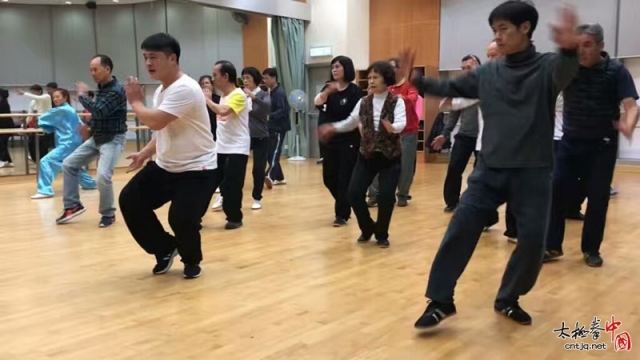 陈式太极拳优秀传人邱智中应邀赴香港进行太极拳交流