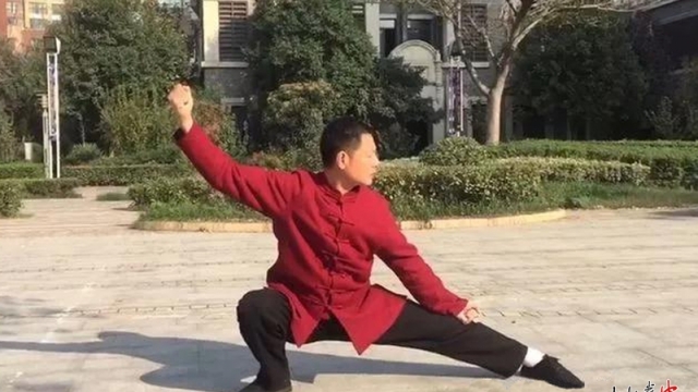 杨建平会长应邀出席第五届“中原企业家论坛”
