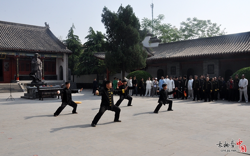 2018年千名拳师走进陈家沟——陈照森弟子寻根拜祖仪式隆重举行