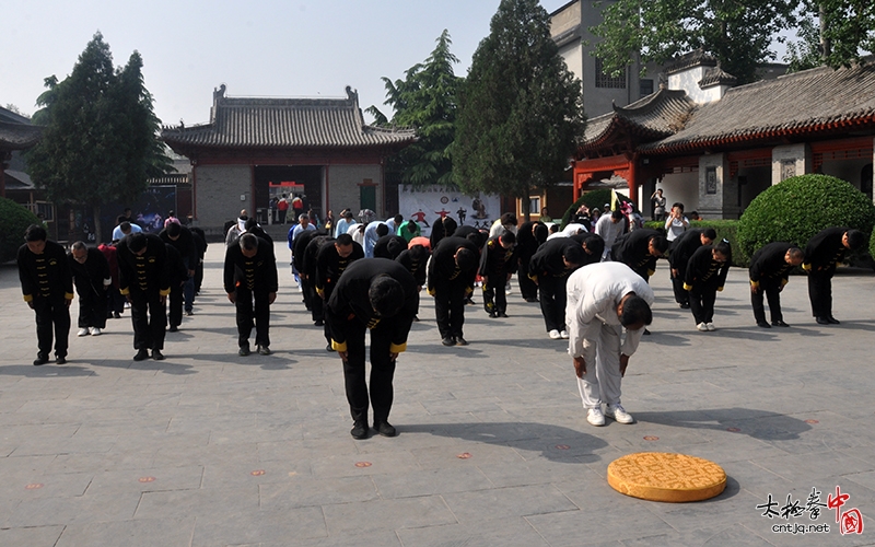 2018年千名拳师走进陈家沟——陈照森弟子寻根拜祖仪式隆重举行