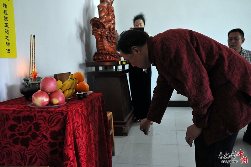 四月春风陈家沟，代代相传太极拳！太极名家陈俊凌喜收新徒！