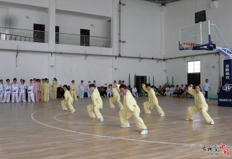 陈照森太极拳公开课暨陈式太极拳交流大赛于偃师圆满举行