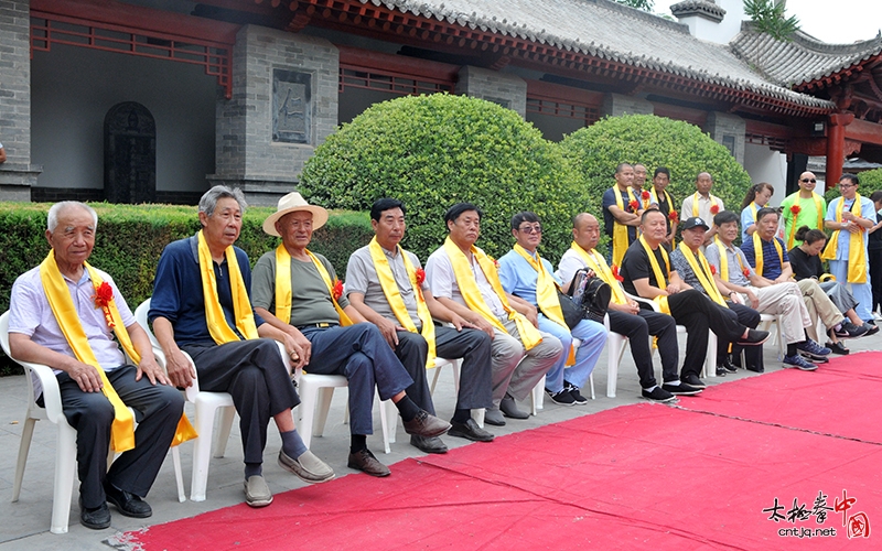 太极名家陈长虹老师六十七寿诞暨祭祖收徒仪式隆重举行