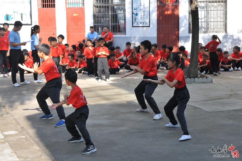 不忘初心 继续前行——温县辛强太极拳学校2018年首届校运会圆满举行