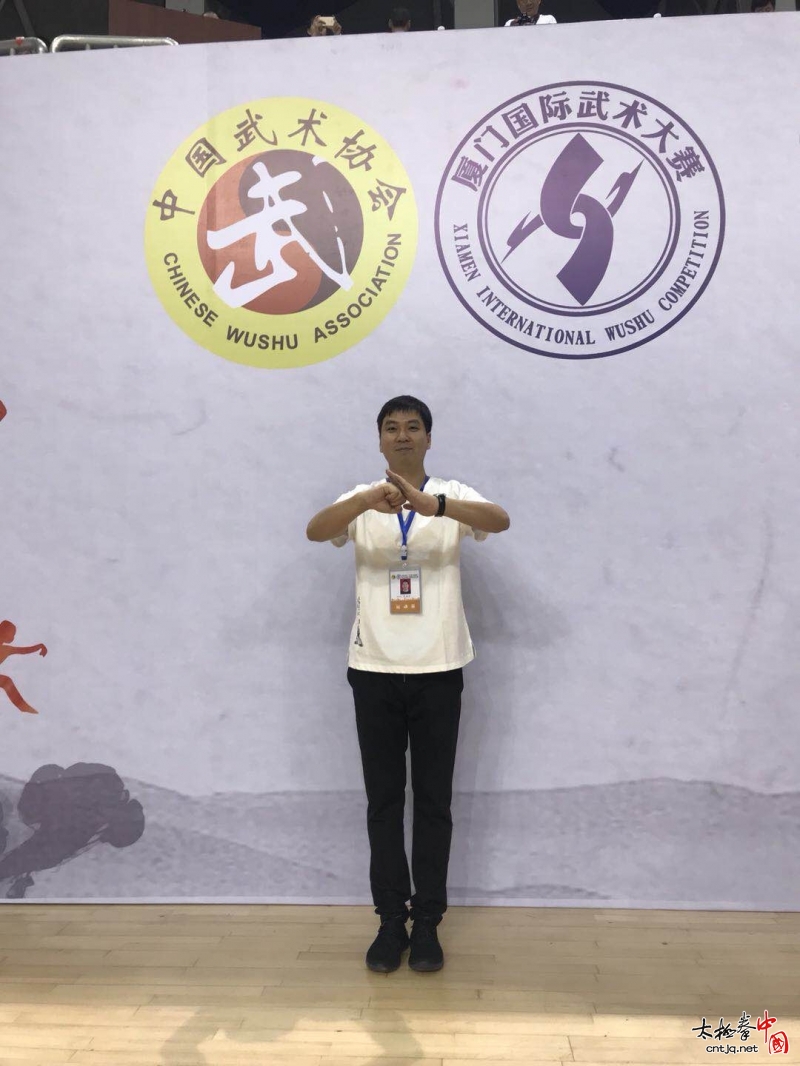 太极名家朱向华参加第七届厦门国际武术大赛载誉而归！