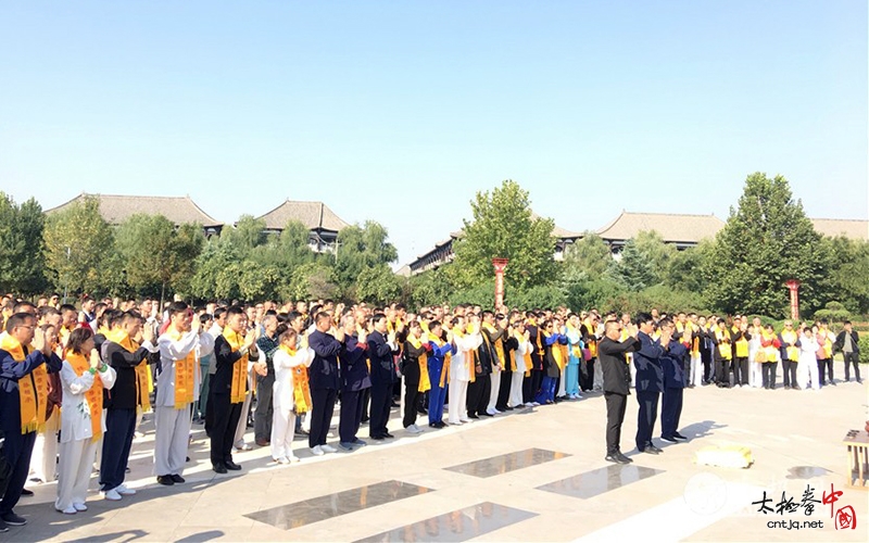千名拳师走进陈家沟——太极拳大师陈庆州先生铜像揭幕仪式圆满举行