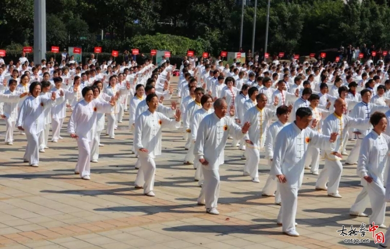 2018江阴市太极拳协会十周年庆典隆重举行