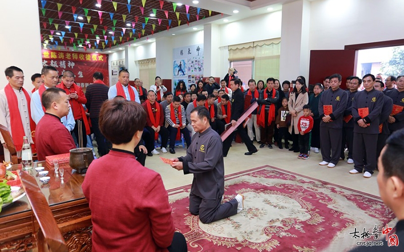 太极根源陈家沟 花开鹏城谱新篇—太极拳名家陈涛于深圳开山收徒31人