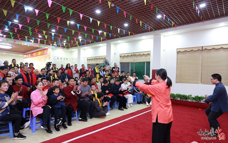 太极根源陈家沟 花开鹏城谱新篇—太极拳名家陈涛于深圳开山收徒31人