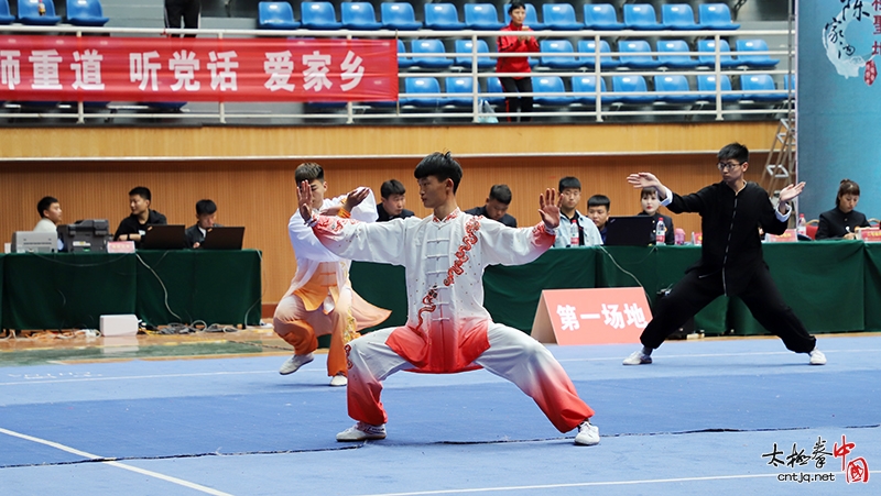 陈家沟第一届“王廷杯”太极拳公开赛暨温县二十四届太极拳、械、交手锦标赛开幕仪式隆重举行！