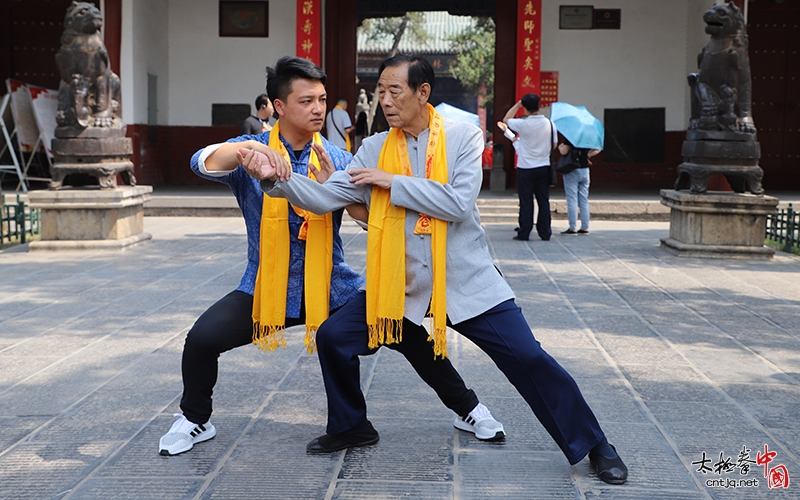 寻根河洛|问道太极 王西安老架一路培训班*洛阳站启动暨祭拜武圣关羽仪式圆满举行