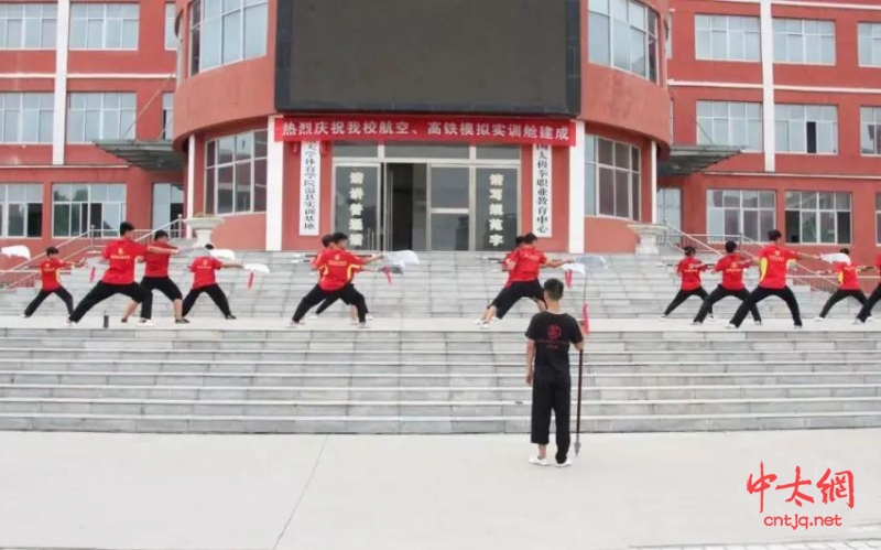  温县职教中心张保忠太极武院——学生暑期的社会实践基地