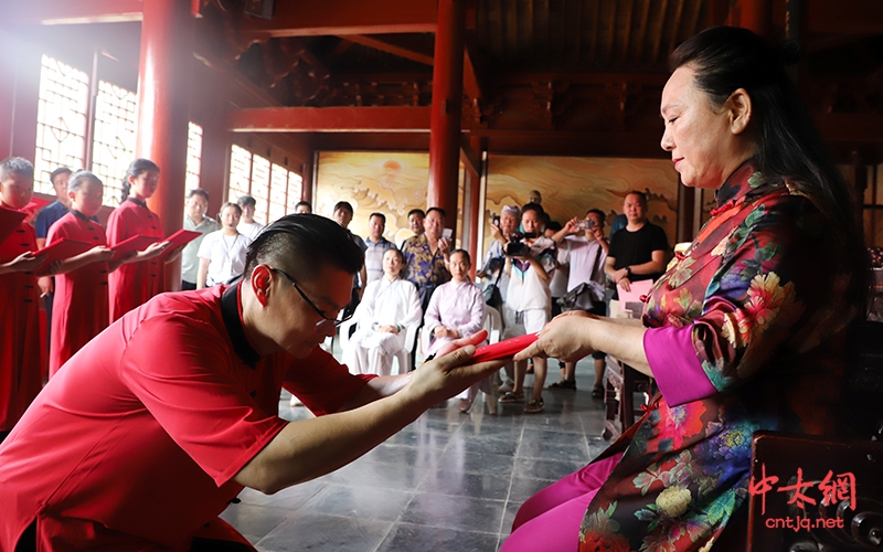 太极为媒连四海 高朋满座襄盛事—太极名家董黎明收徒仪式圆满举行