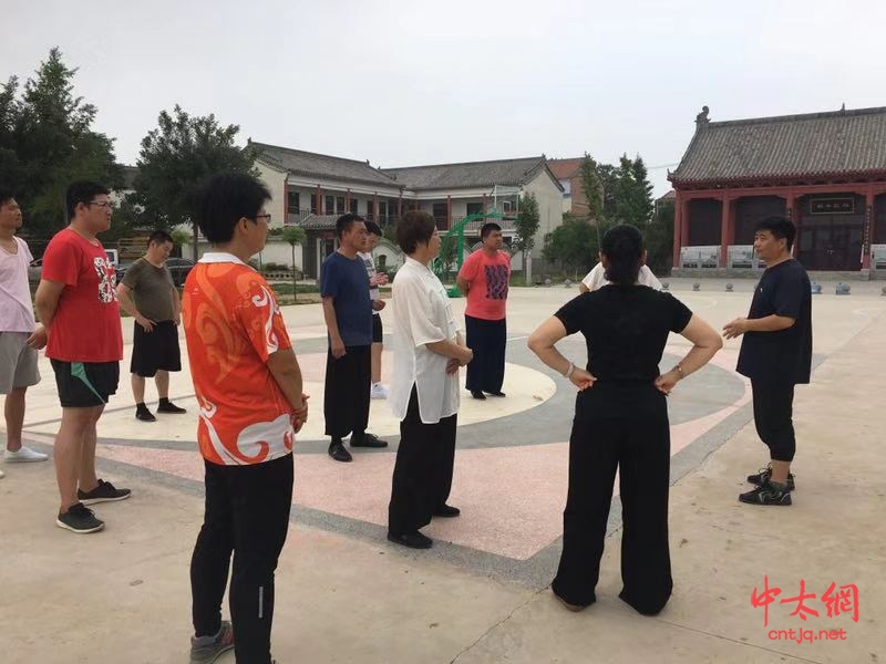 和式太极拳首期高校教师及教练员研修班开班