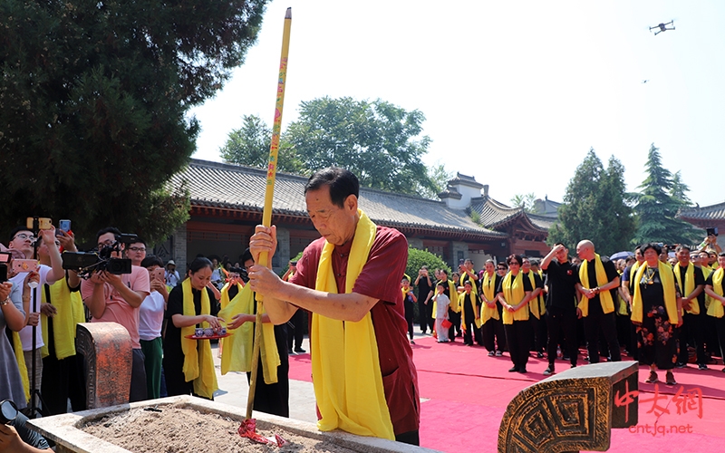 “一赛一节”·“一带一路太极行”暨王西安大师七十七华诞太极拳展演启动仪式隆重举行