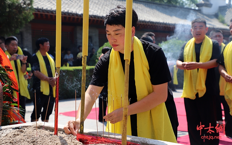 “一赛一节”·“一带一路太极行”暨王西安大师七十七华诞太极拳展演启动仪式隆重举行