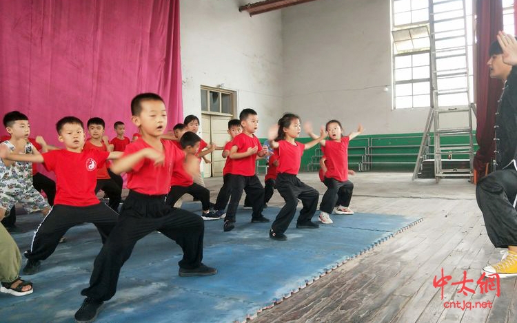 2019年晓峰太极学校暑期联谊会圆满成功