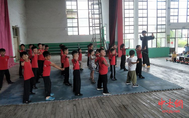 2019年晓峰太极学校暑期联谊会圆满成功