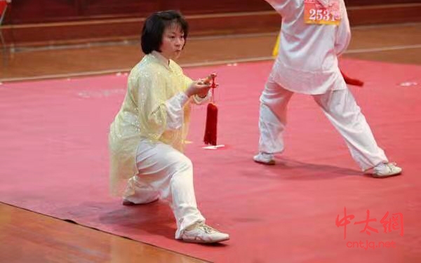 重拾”少年梦” 谱写太极人生 ——王湖斌