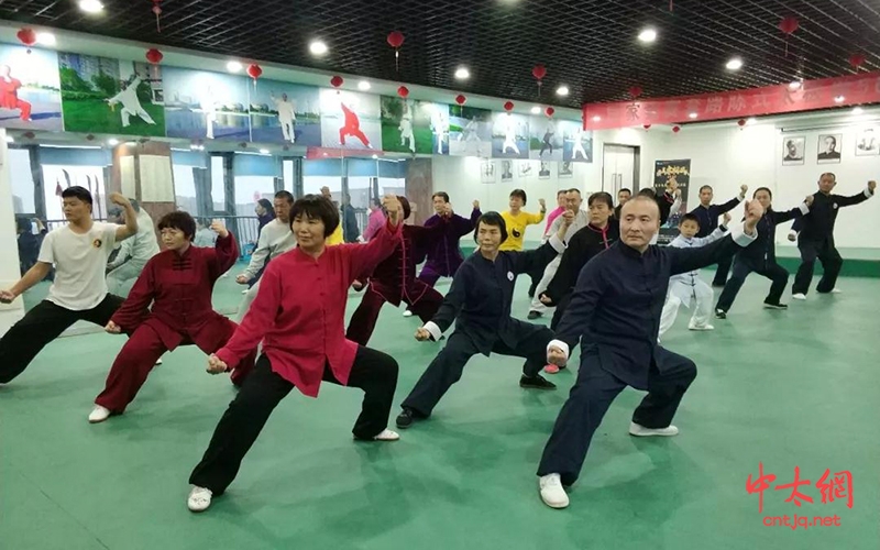 董丰电太极养生武术院“国家竞赛套路陈式太极拳56式”培训圆满落幕