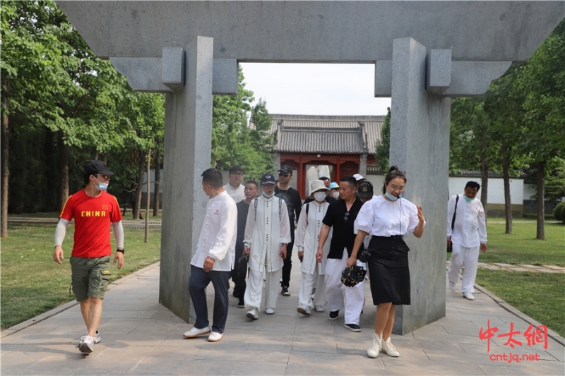 王西安太极游学首站“翔云太极苑吕银根团队寻根拜祖” 活动隆重举行