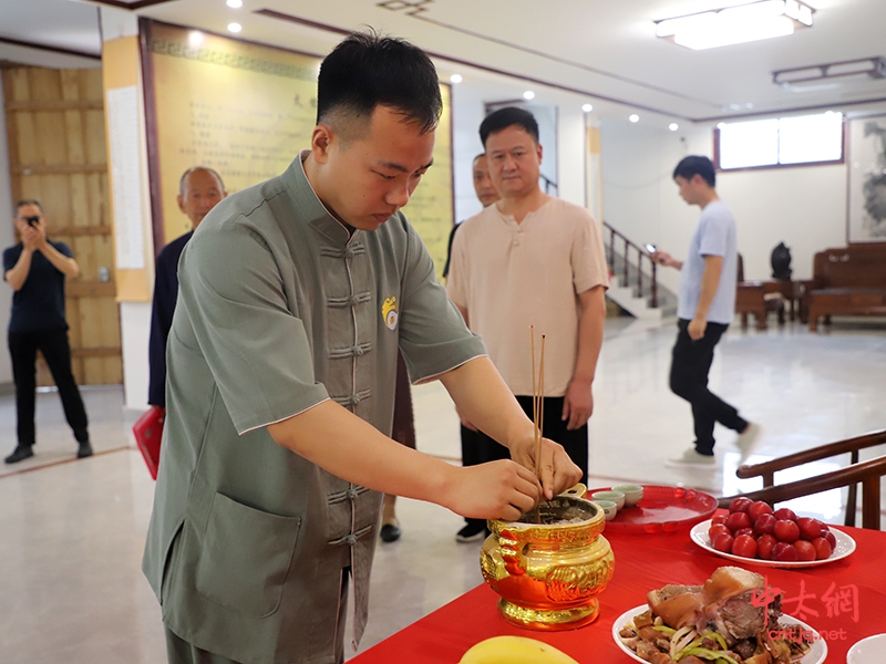 陈世通大师收徒仪式圆满举行