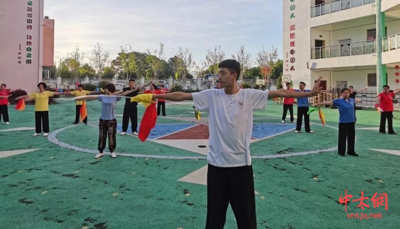 太极拳名师李彦斌传拳“中国白莲之乡”江西广昌