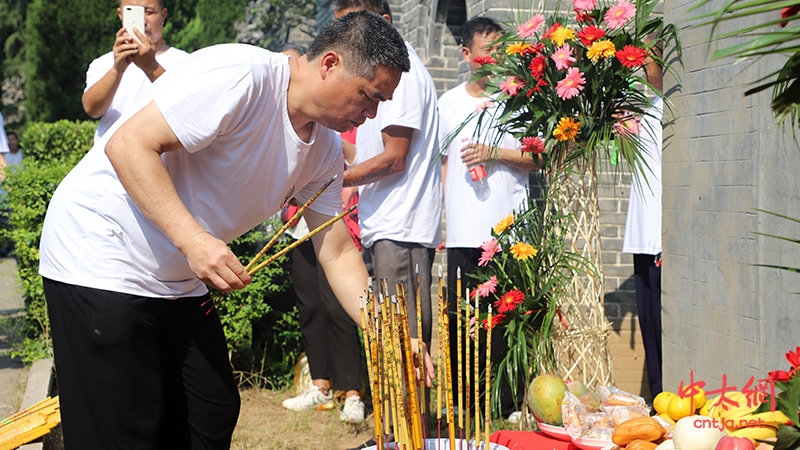 陈家沟陈氏太极拳大家陈伯先百年诞辰 纪念大会隆重举行