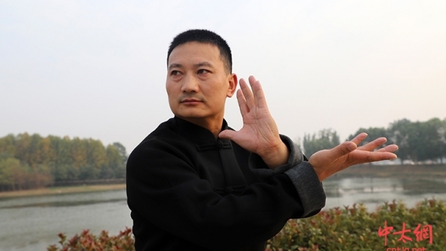 【视频】郑州东武太极红云辅导站总教练王雨陈式太极拳套路展示