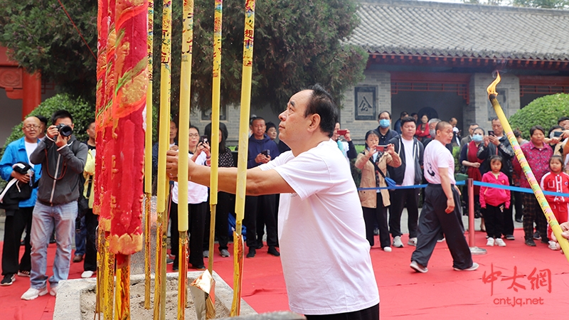 全球公祭太极拳始祖陈王廷大典暨陈小星大师喜收新徒仪式隆重举行