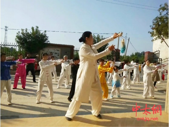 【通知】陈桂珍双剑密训班暨陈根全太极拳五种推手法“五一”培训班