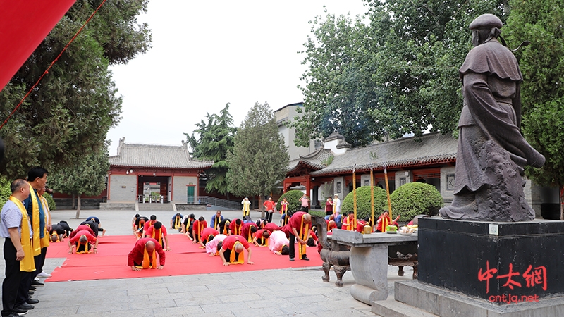 太极传承再续新篇章｜陈长义大师祭祖收徒仪式于陈家沟祖祠隆重举行