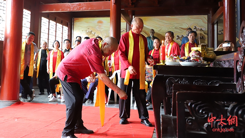 太极传承再续新篇章｜陈长义大师祭祖收徒仪式于陈家沟祖祠隆重举行