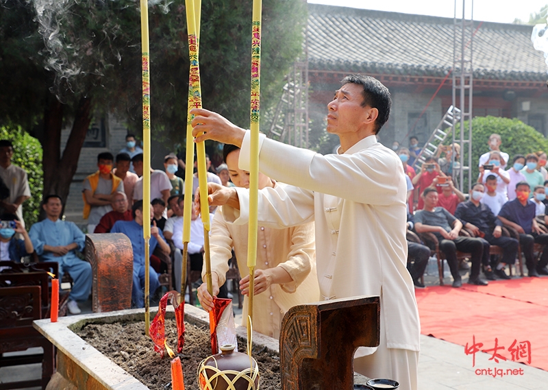 迎国庆 重传承｜太极拳名家陈炳收徒仪式于陈家沟祖祠隆重举行