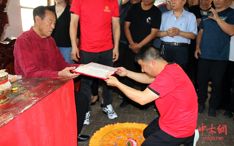 太极圣地 薪火传承·王西安大师收徒仪式于陈家沟圆满举行