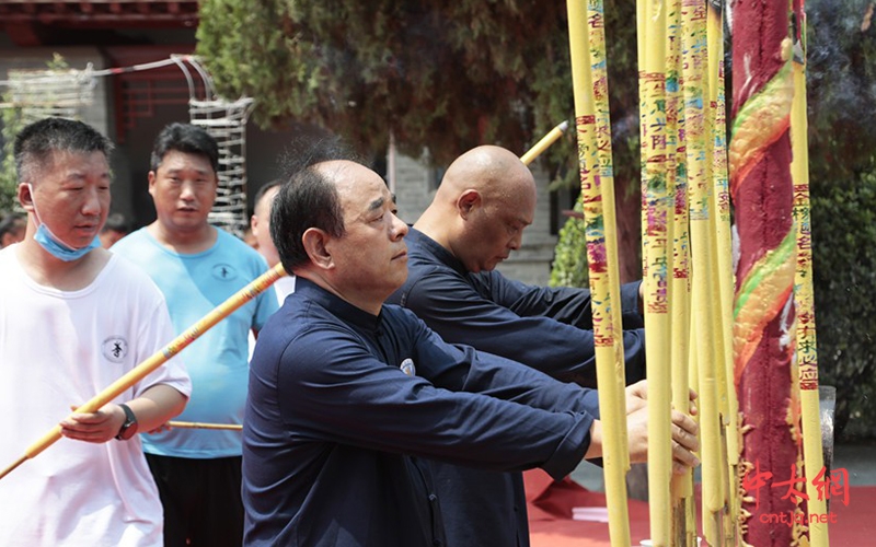 太极传承再续新篇章｜陈小星大师祭祖暨收徒传承仪式隆重举行