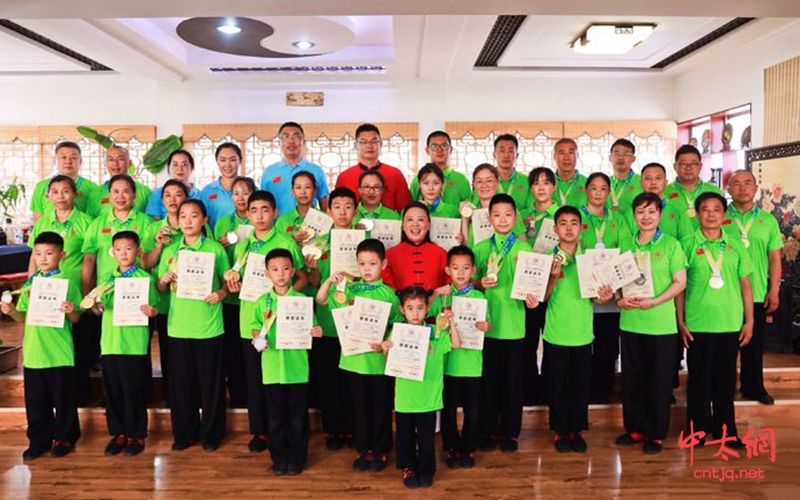 莱阳市第十二届全民健身运动会 ——2022年莱阳市“和生花”杯太极拳大赛隆重举行