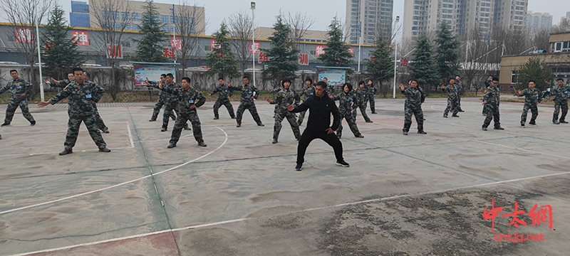 弘扬中华文明 传播太极文化—— 太极名家张福旺受邀赴咸阳市人防办传播太极拳