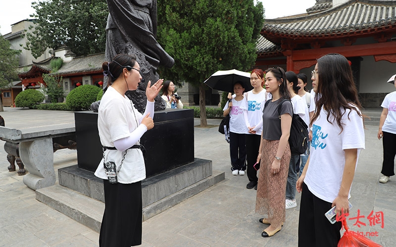 北京大学法学院师生团走进陈家沟国际太极院观摩学习