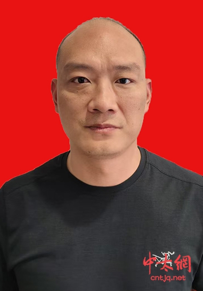 太极拳高级教练——郑峰