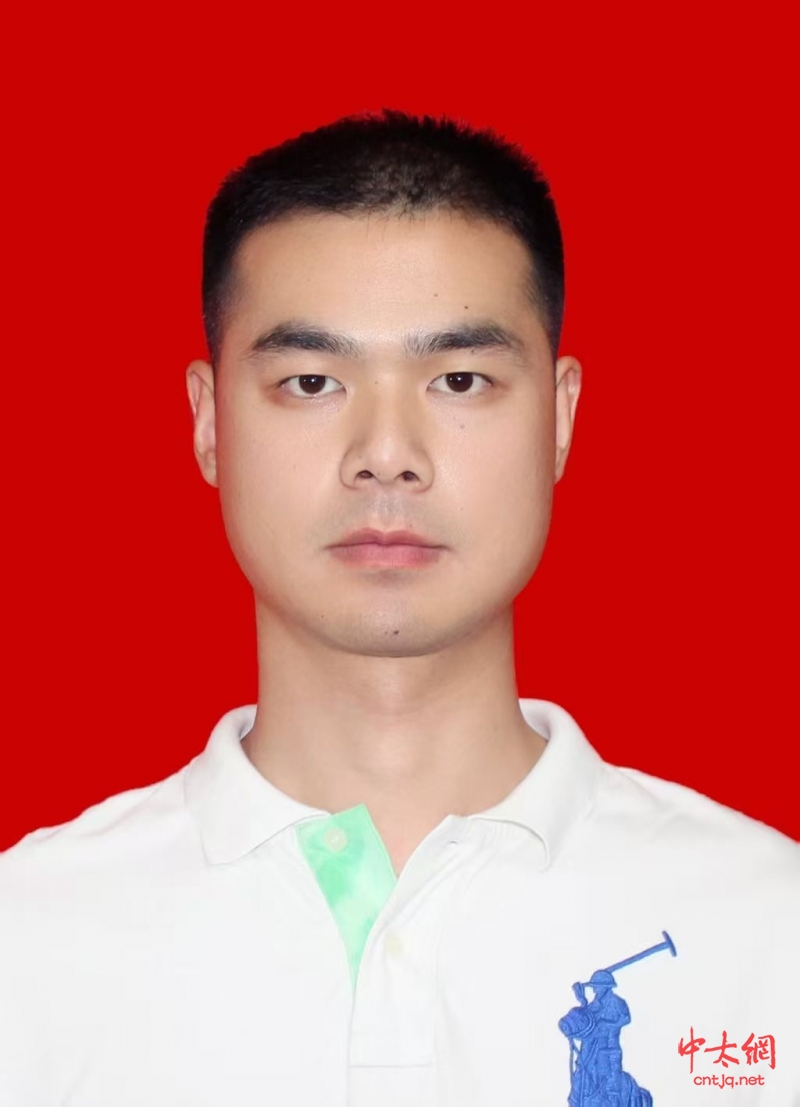 太极拳高级教练——郑佳坤
