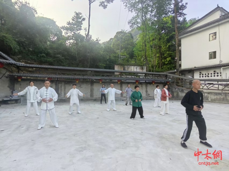 昔日“小沙弥” 今日大教练