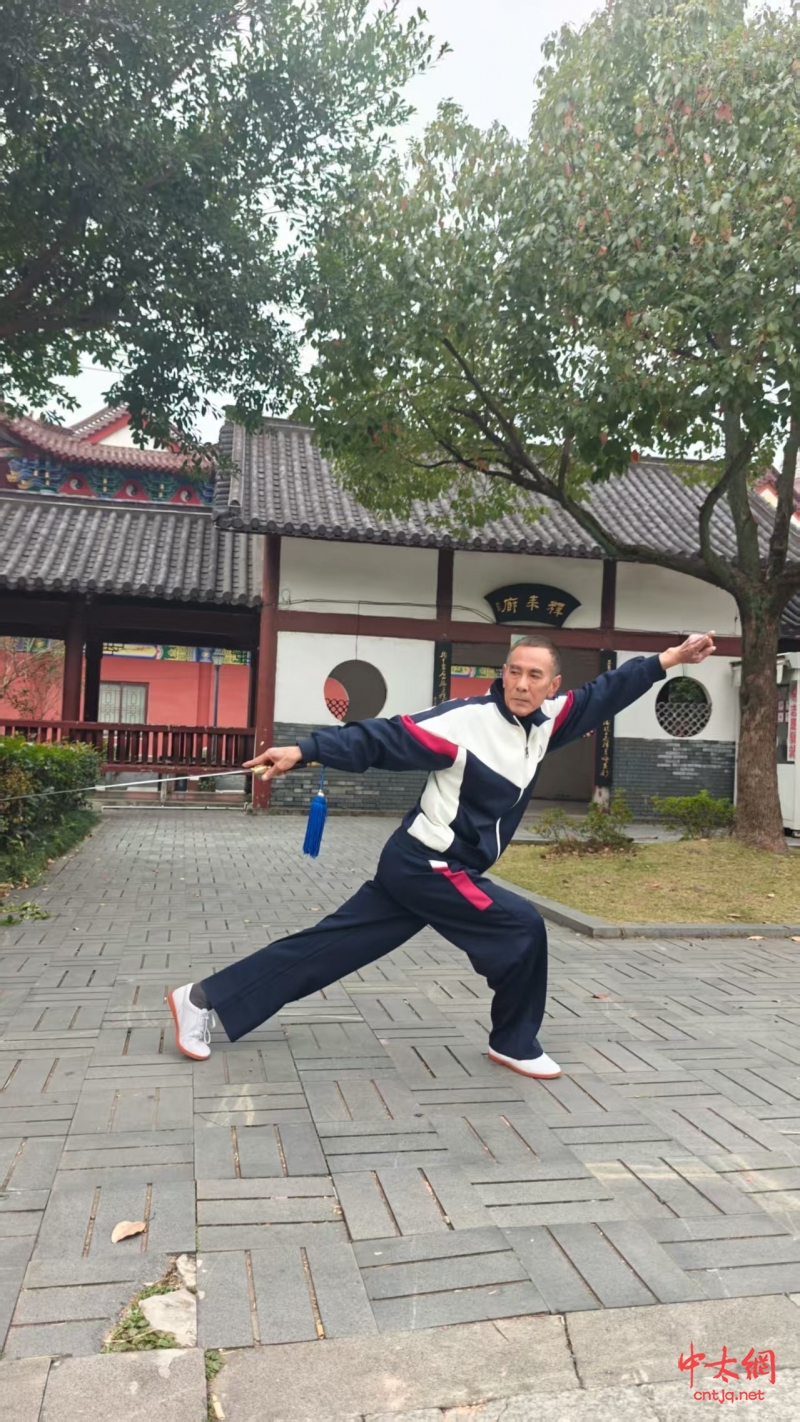 太极拳传承人——郑钢锋