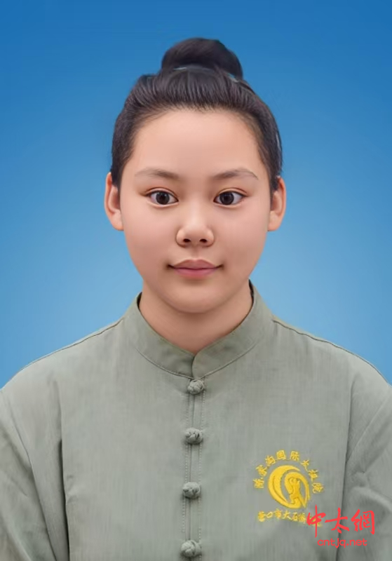 太极拳高级教练——孟鲜燃