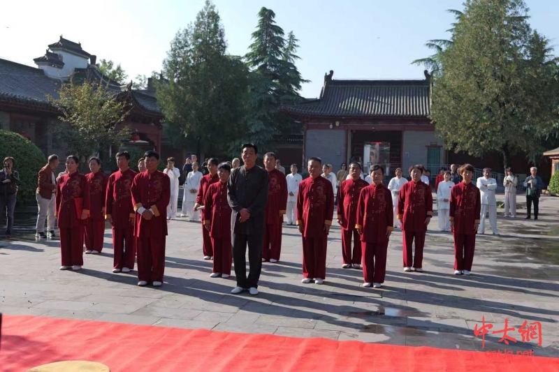 陈长流老师携弟子周相久及再传弟子陈家沟寻根祭祖