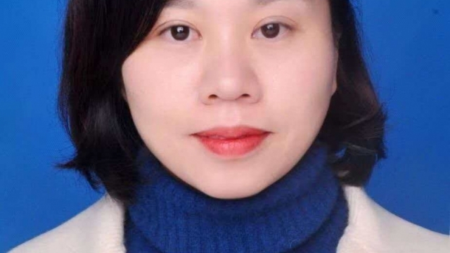 太极拳中级教练——李冬琴