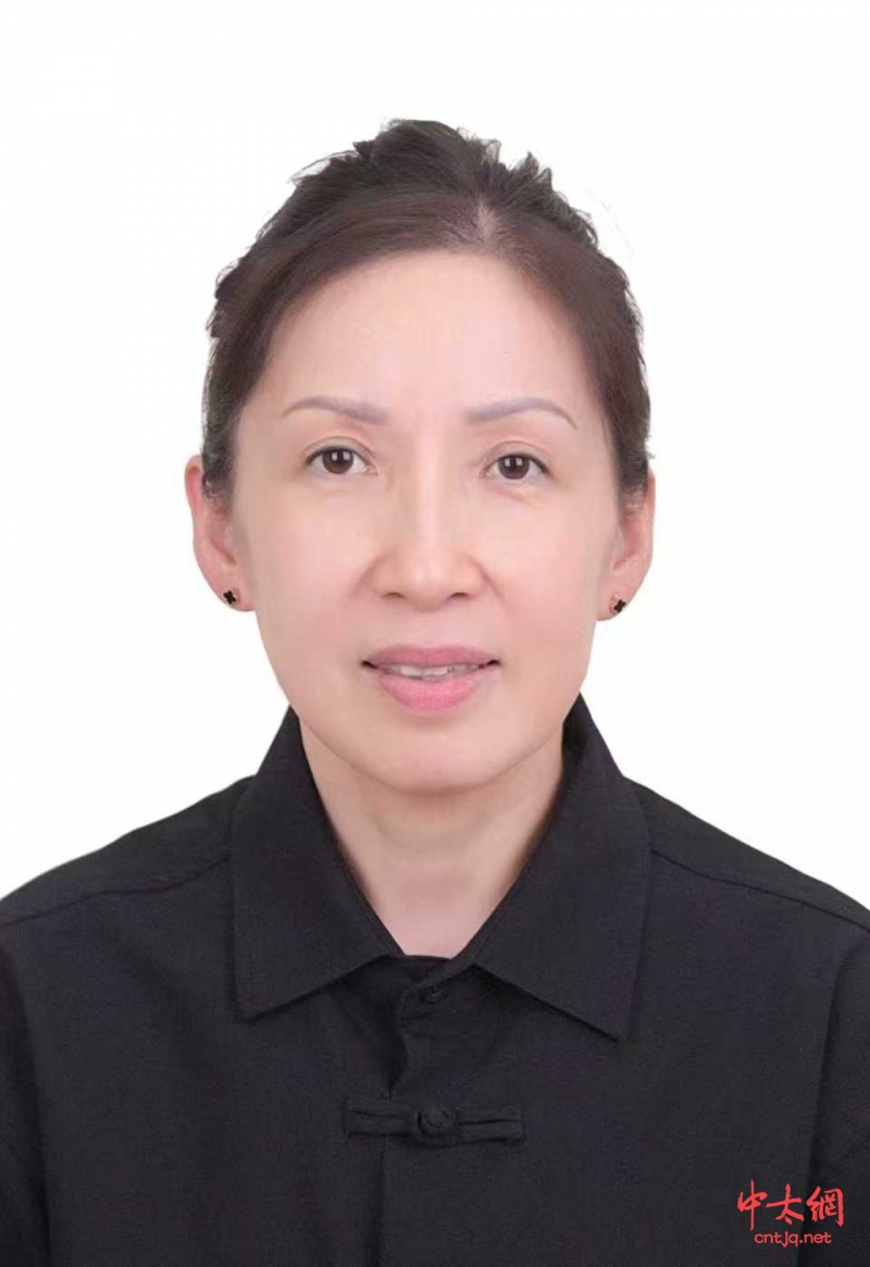 太极拳高级教练——赵雪梅