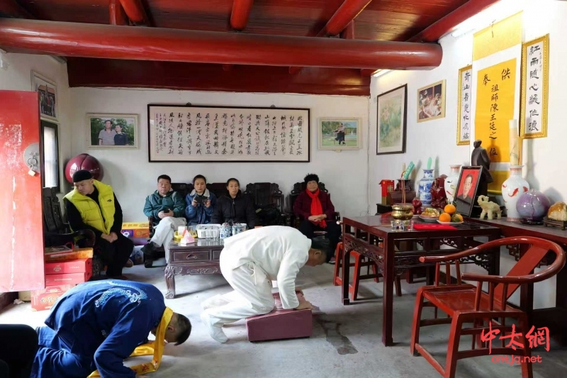 千里寻根太极梦 草原汉子拜师王占海
